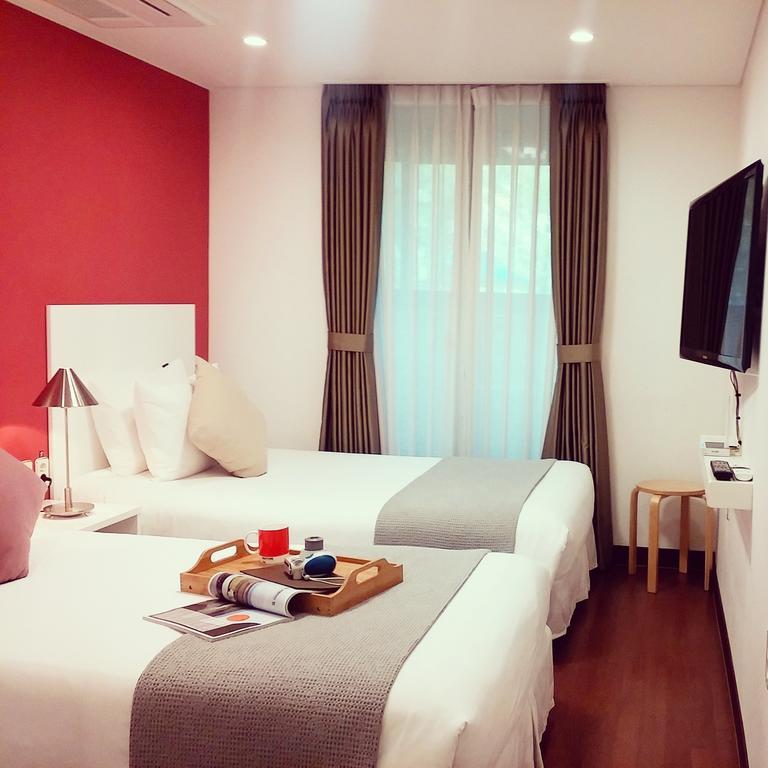 N Fourseason Hotel Myeongdong Seoul Room photo